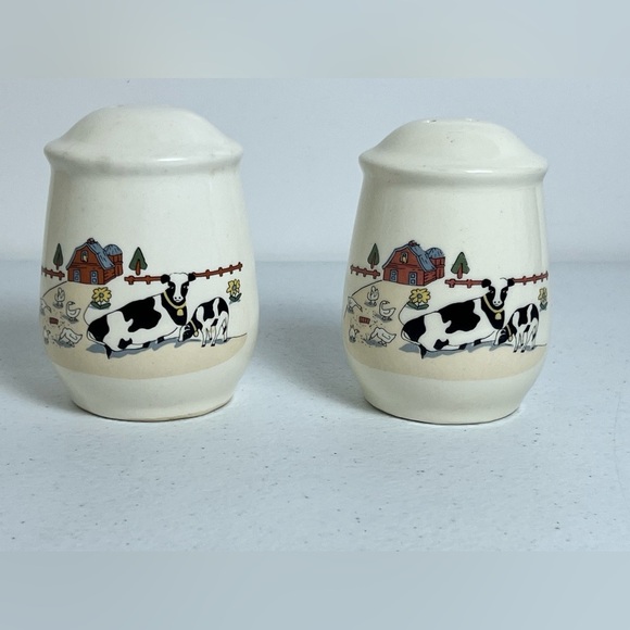 VTG Ceramic Barnyard Farm Animals Salt & Pepper Shaker Set Country Cottage Core - Picture 1 of 11